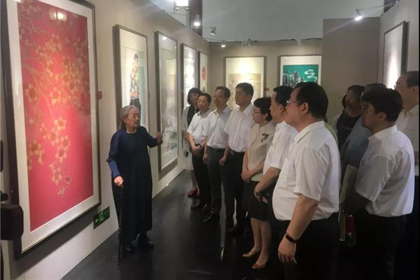 边发吉主委出席民盟华北五省市区庆祝新中国成立70周年书画联展开幕式(图4)