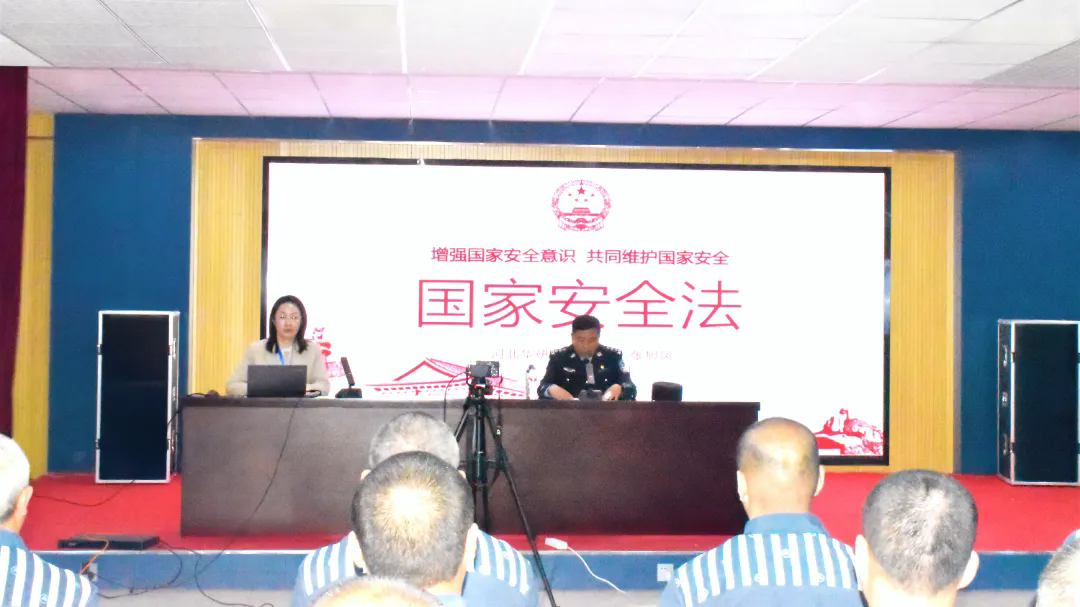 盟员律师张旭凤赴沽源监狱开展普法宣讲(图1)