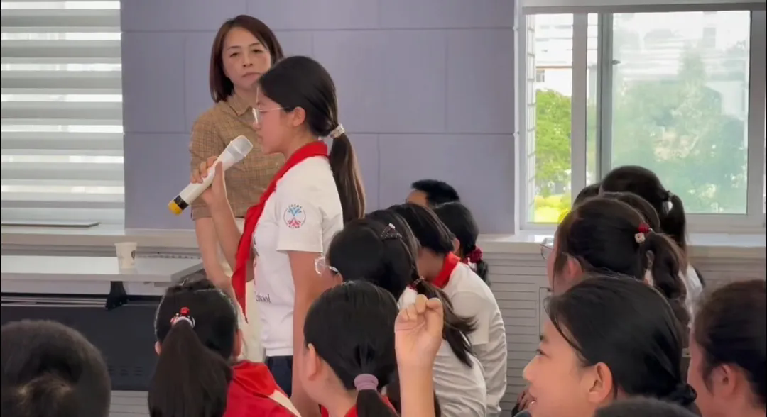 民盟市委举办“青春中国”小学生专题励志讲座(图2)