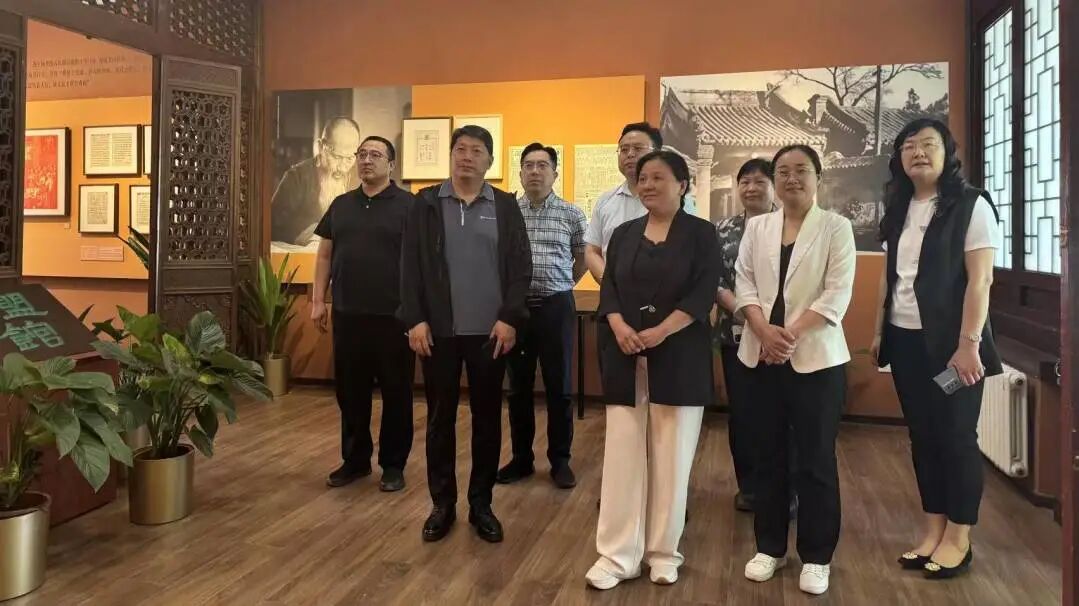 民盟保定市委赴民盟中央文史陈列馆参观学习(图1)